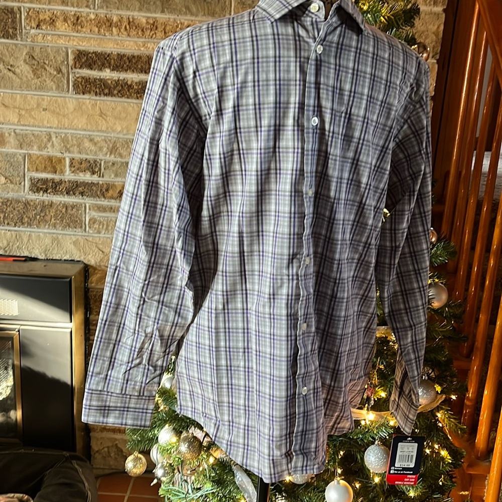 Chaps Stretch button down shirt. Size Large (14-16). Green, purple, and white.